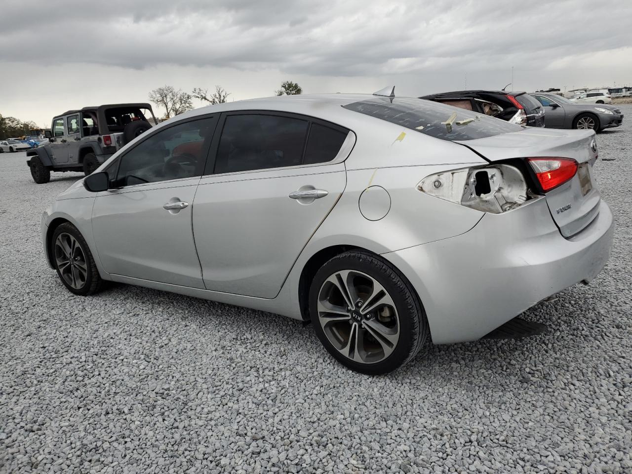 2015 Kia Forte - Image 2