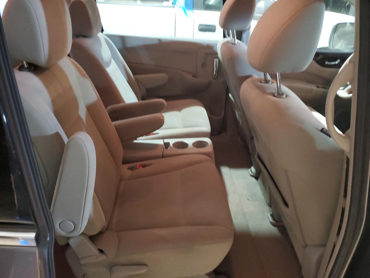 2016 Nissan Quest - Image 11