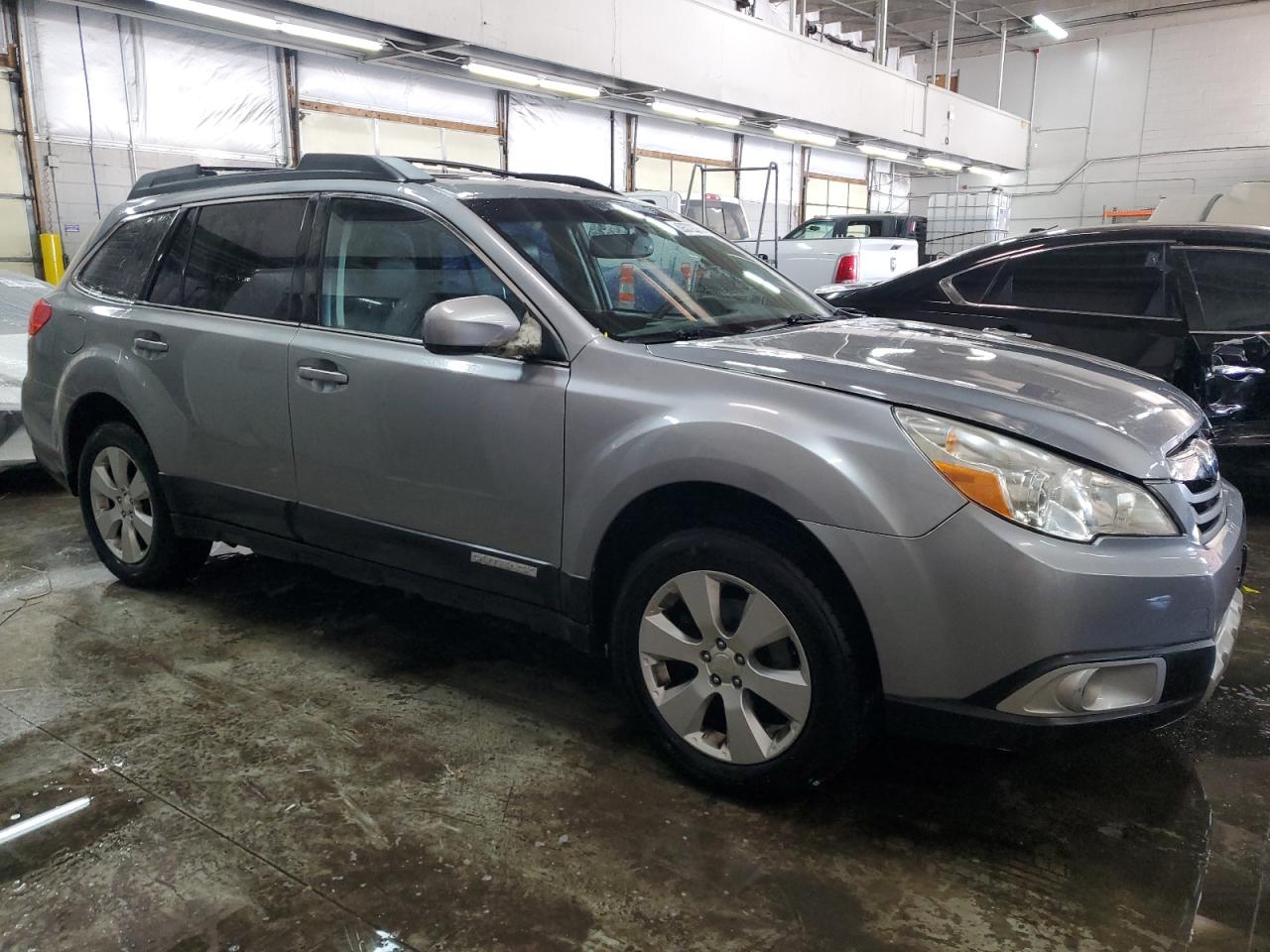 2011 Subaru Outback - Image 4