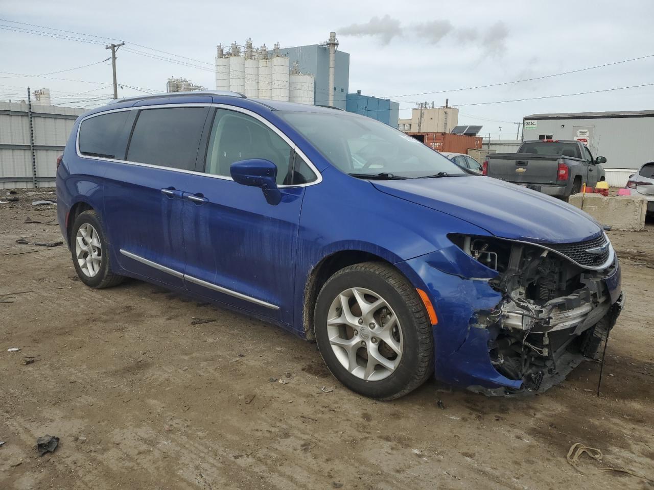 2018 Chrysler Pacifica - Image 4