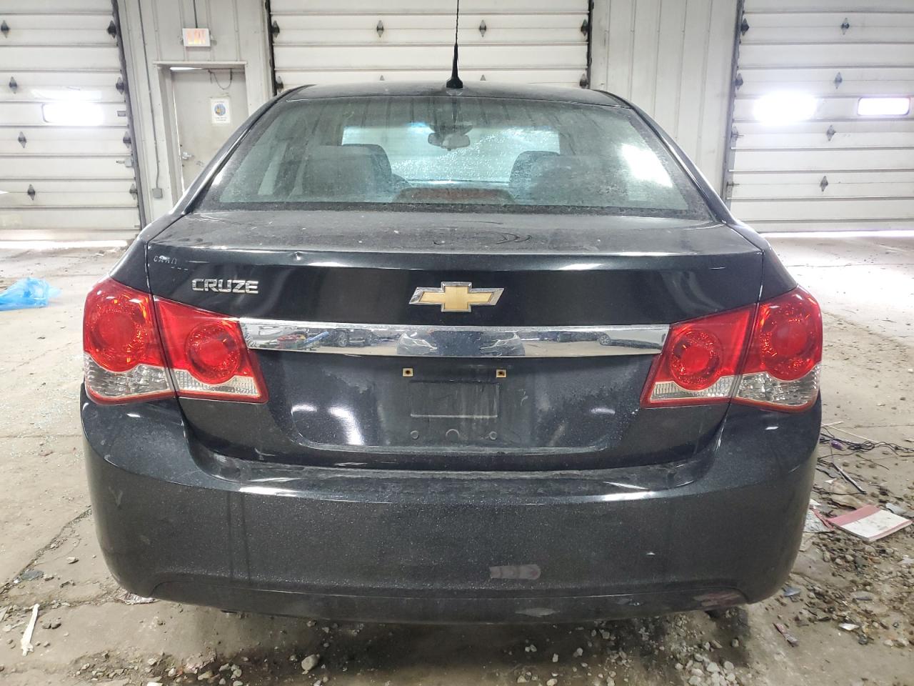 2011 Chevrolet Cruze - Image 6