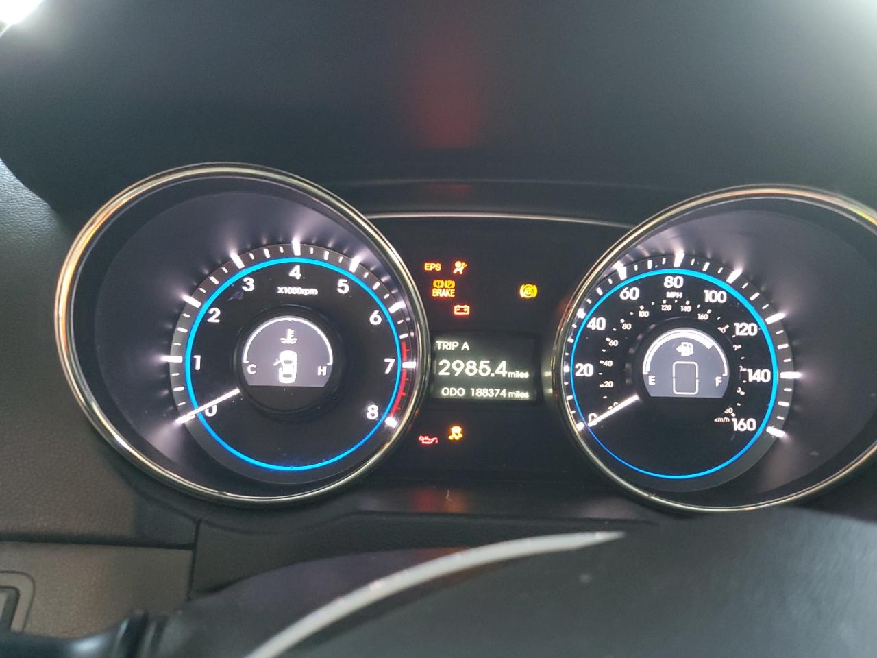 2012 Hyundai Sonata - Image 9