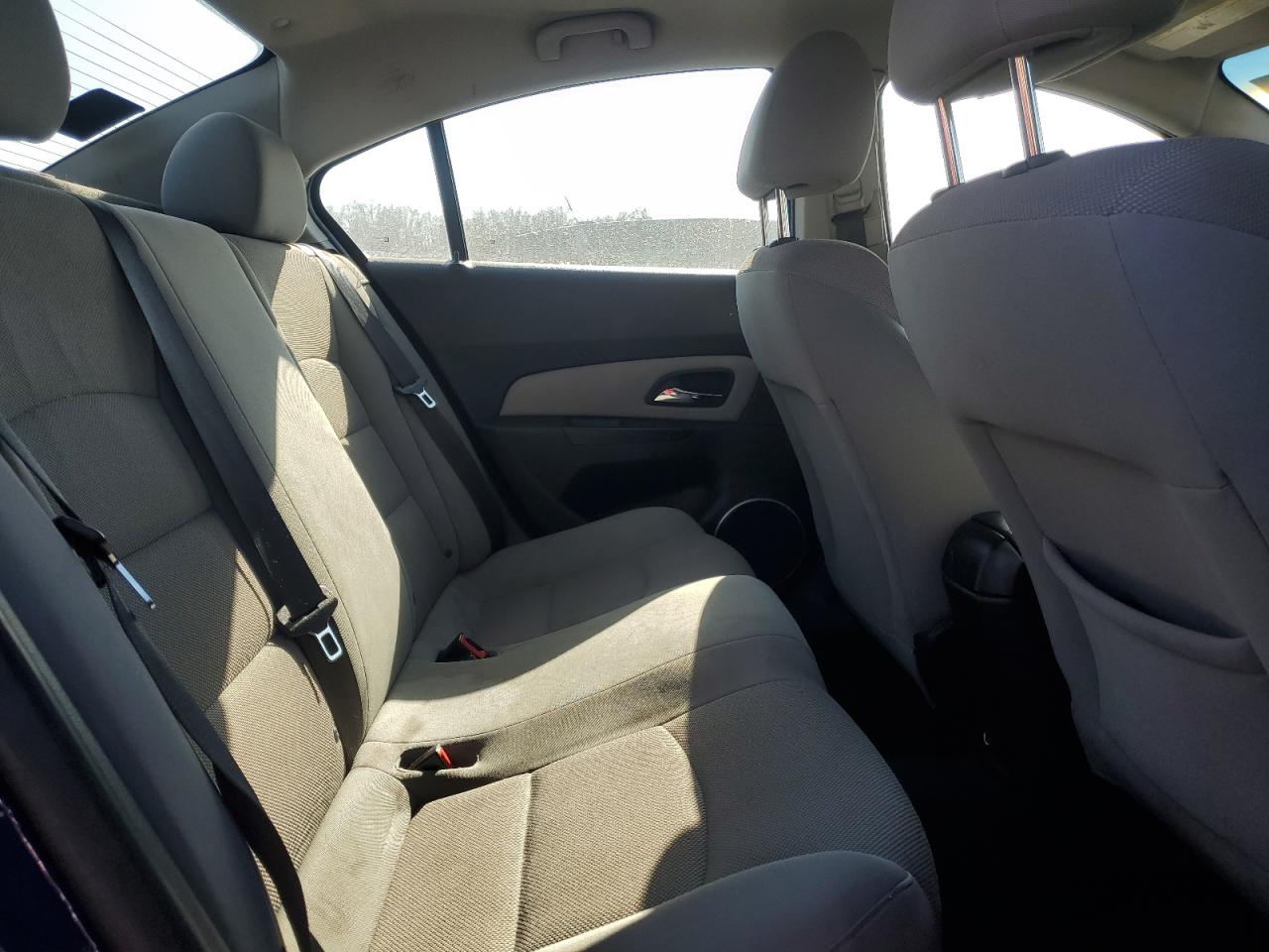 2012 Chevrolet Cruze - Image 10