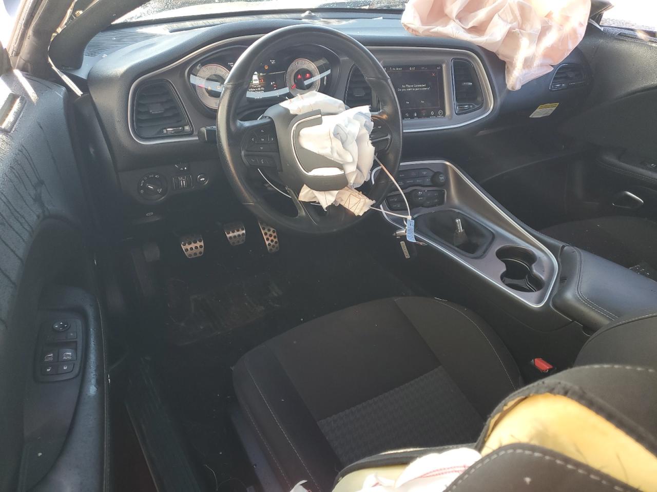 2019 Dodge Challenger - Image 8