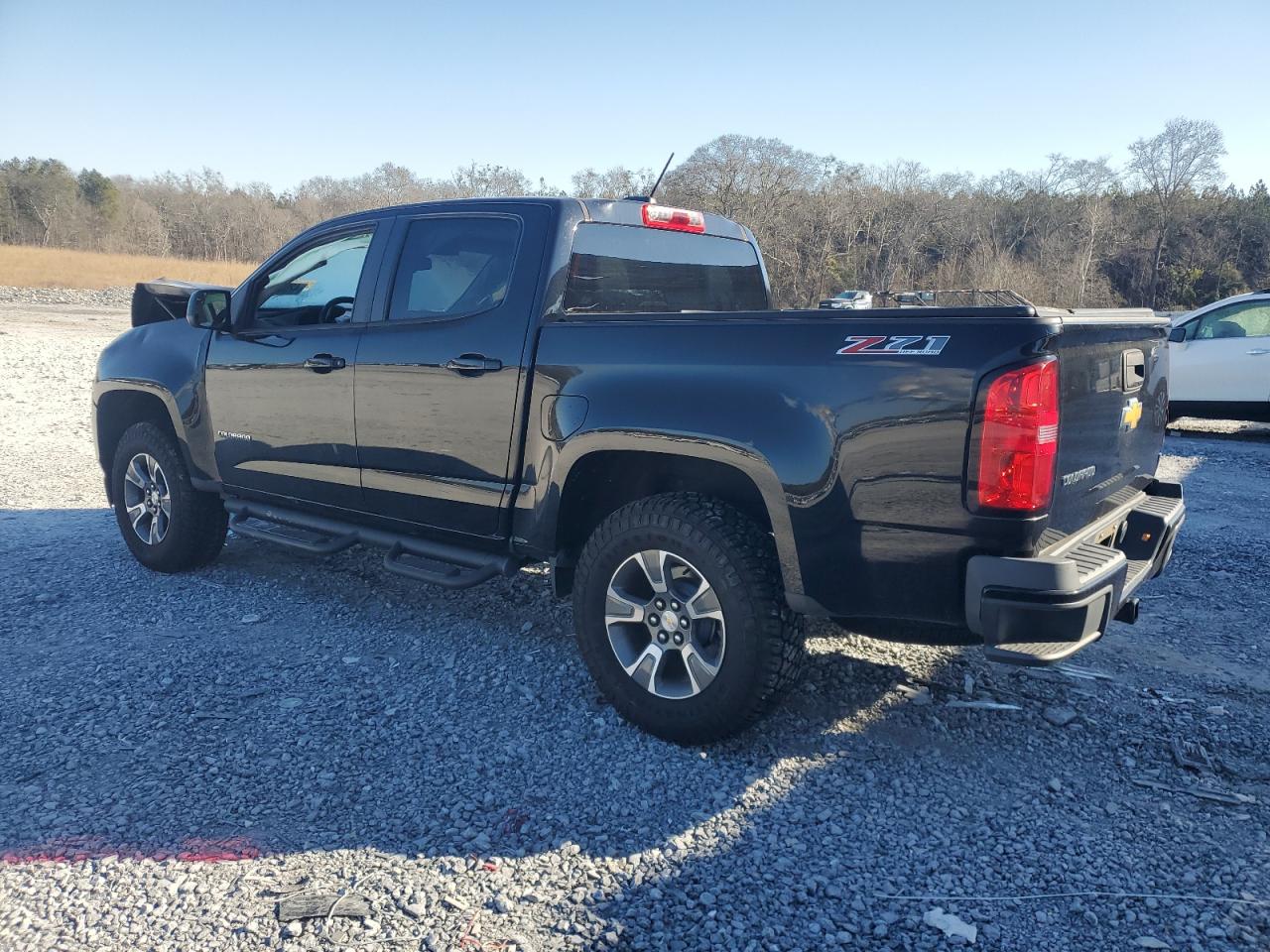 2015 Chevrolet Colorado - Image 2