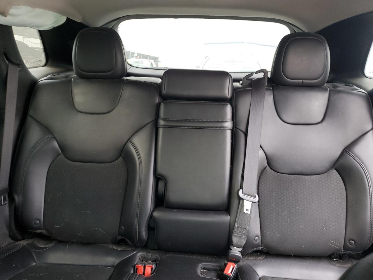 2019 Jeep Grand Cherokee - Image 10