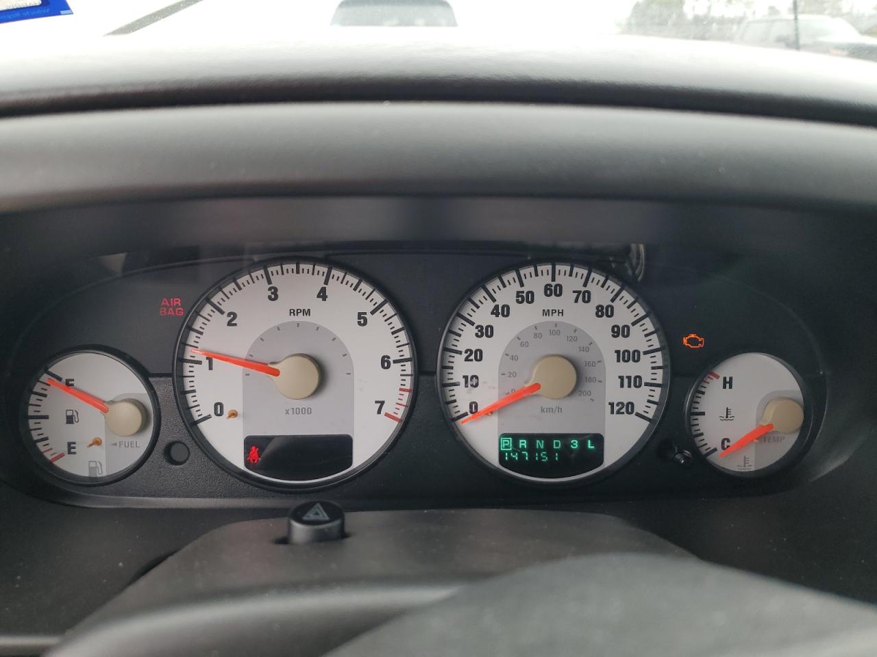 2005 Dodge Stratus - Image 9