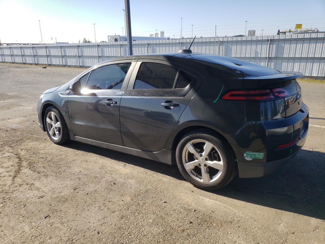 2015 Chevrolet Volt - Image 2