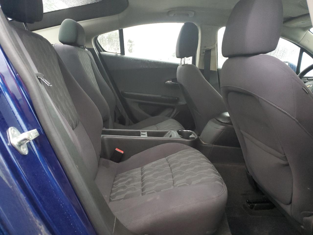 2013 Chevrolet Volt - Image 10