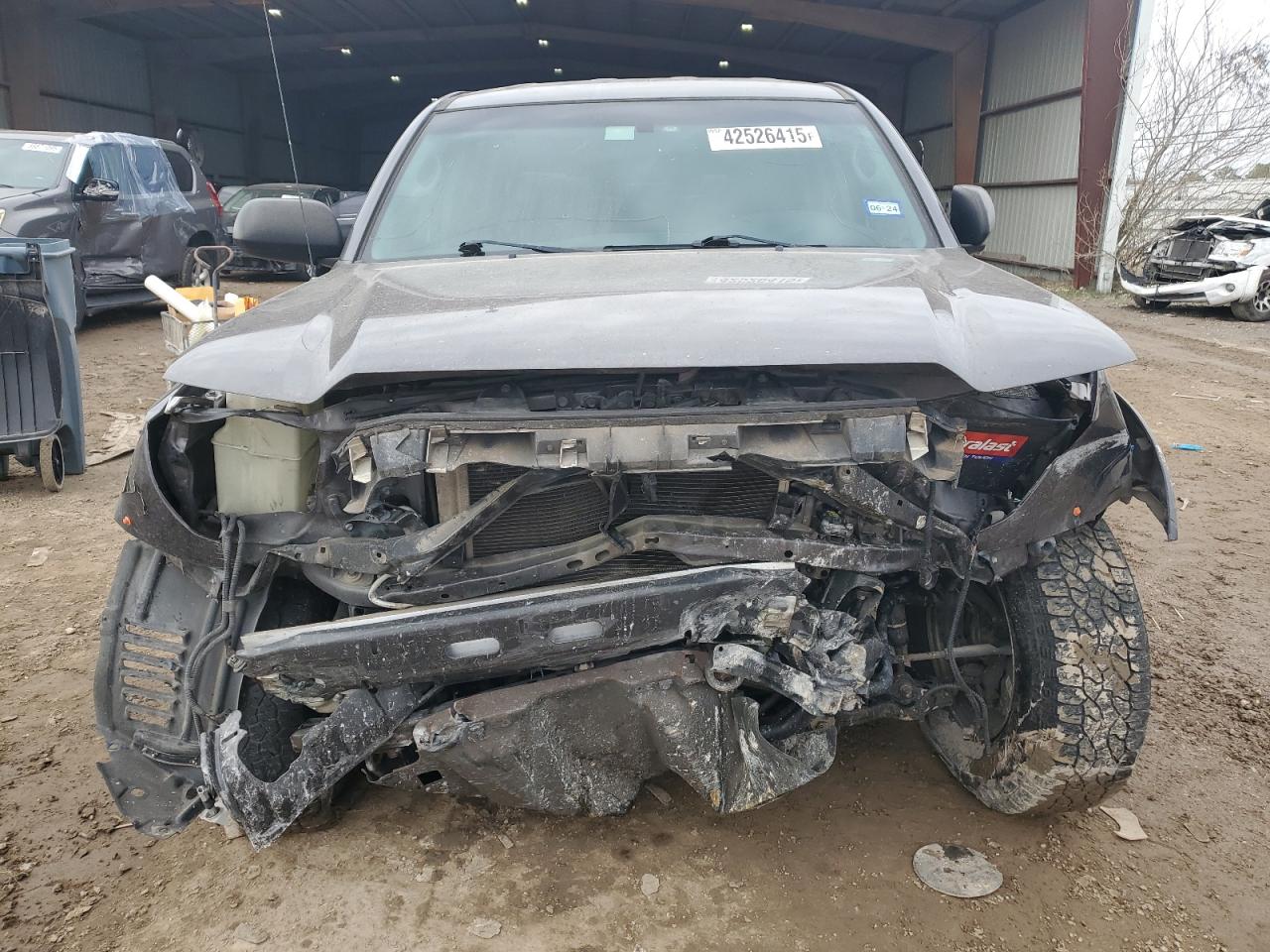 2014 Toyota Tacoma - Image 5