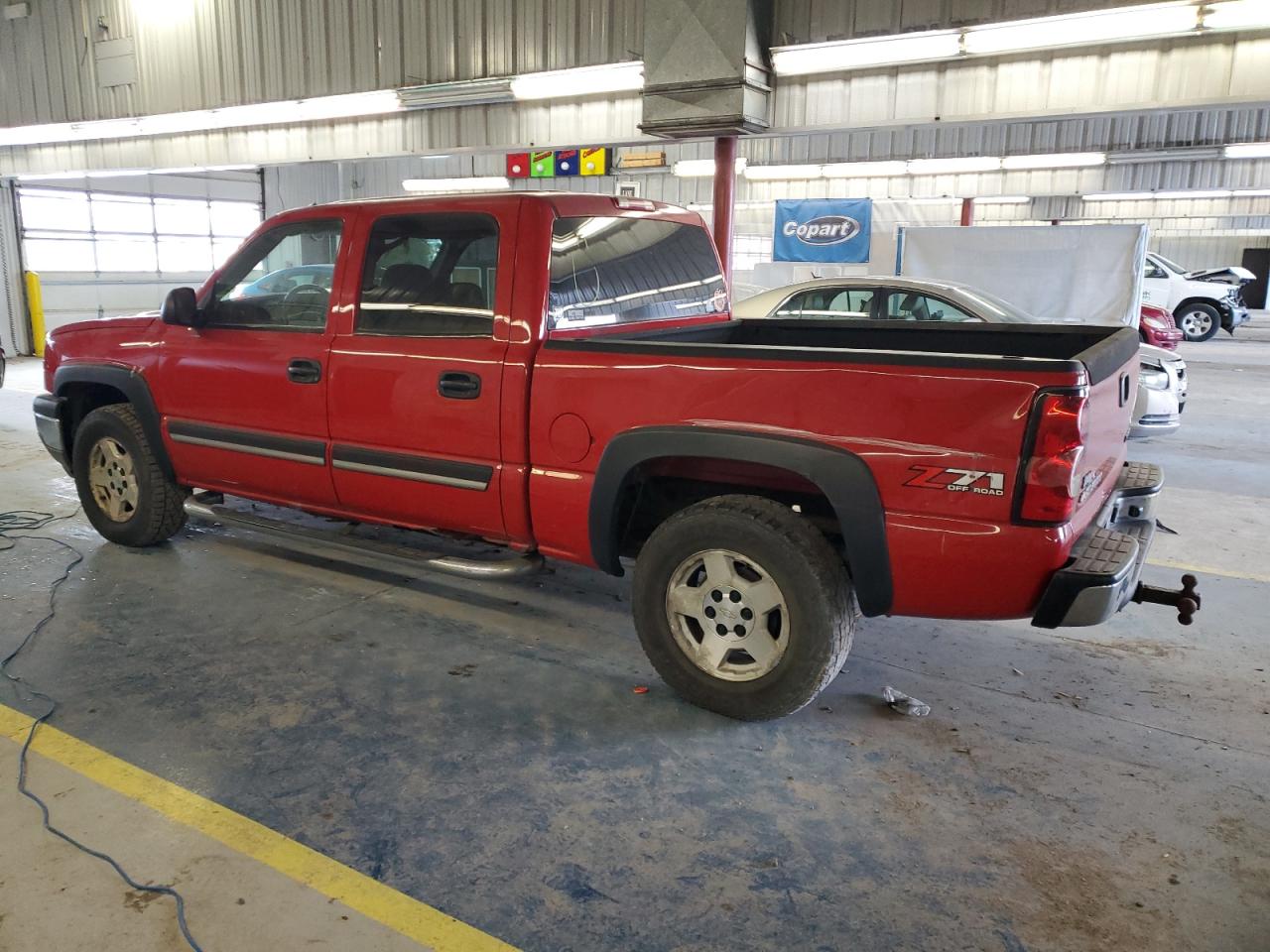 2005 Chevrolet Silverado - Image 2