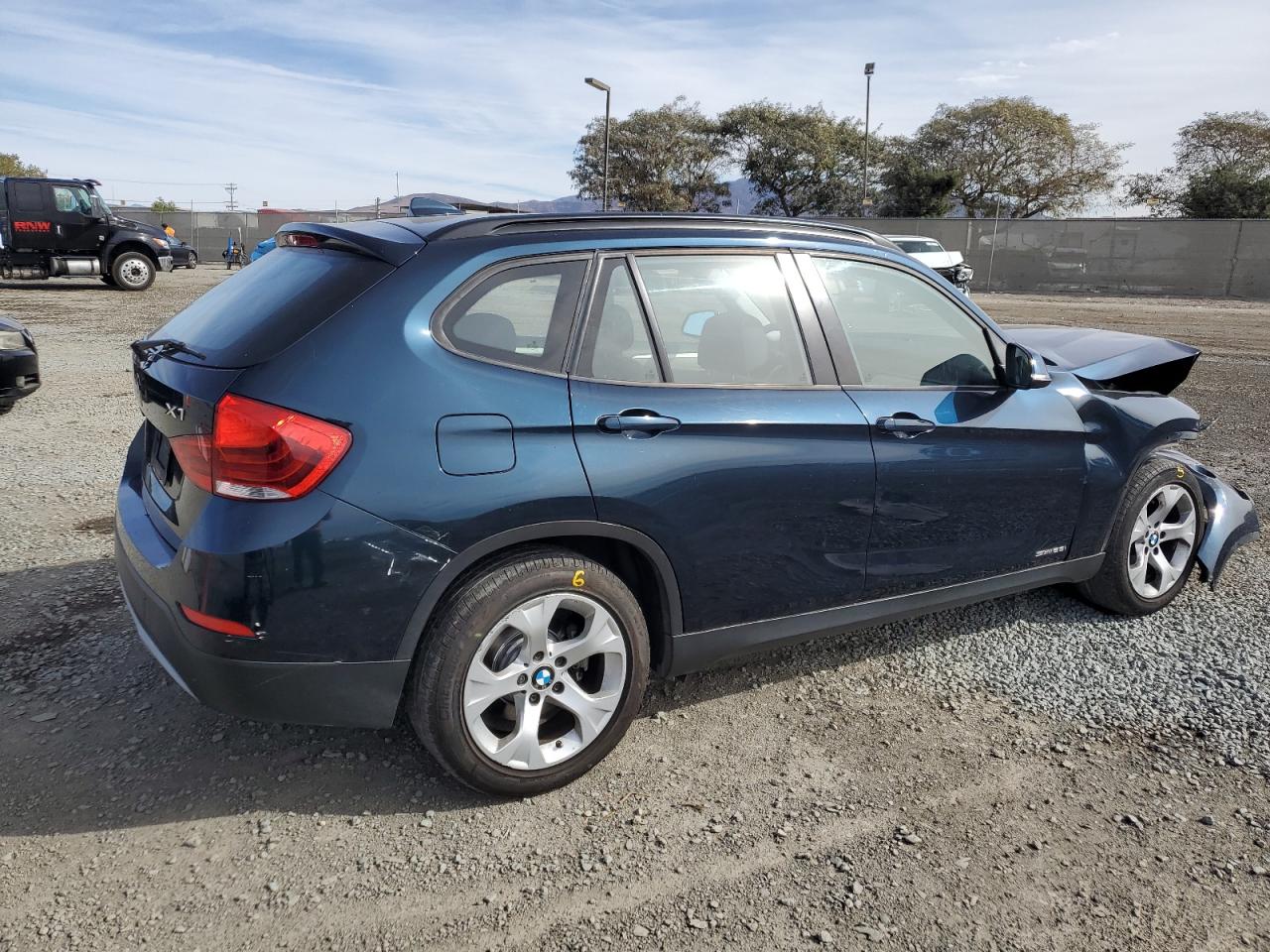 2014 BMW X1 - Image 3