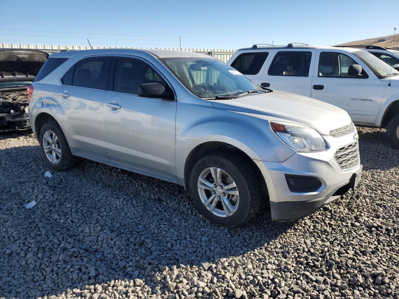 2017 Chevrolet Equinox - Image 4