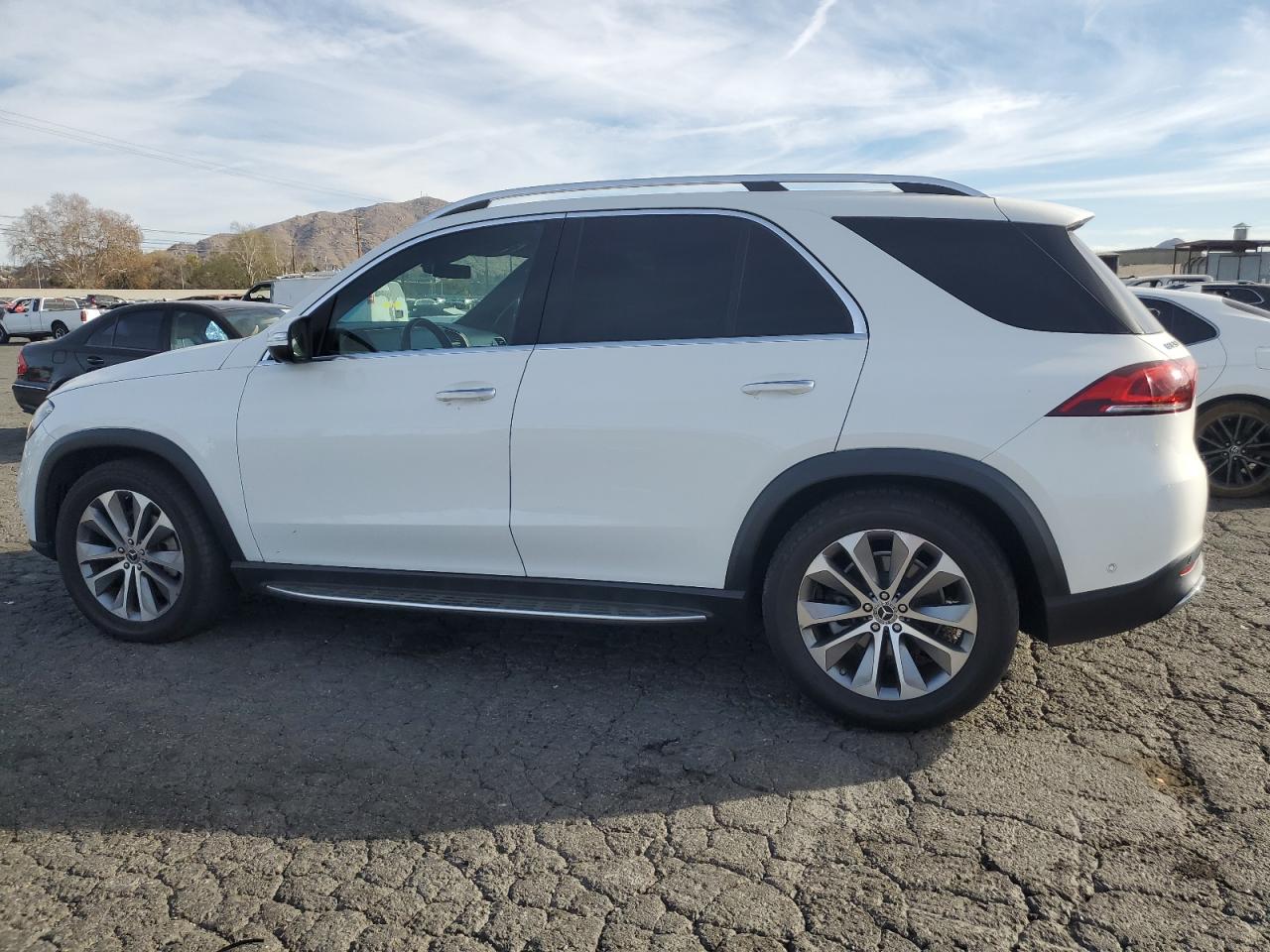 2020 Mercedes-Benz GLE - Image 2