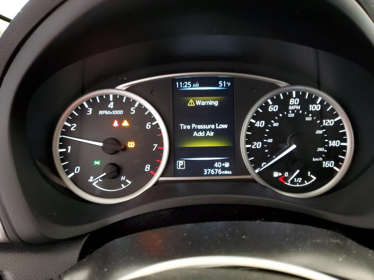 2017 Nissan Sentra - Image 9