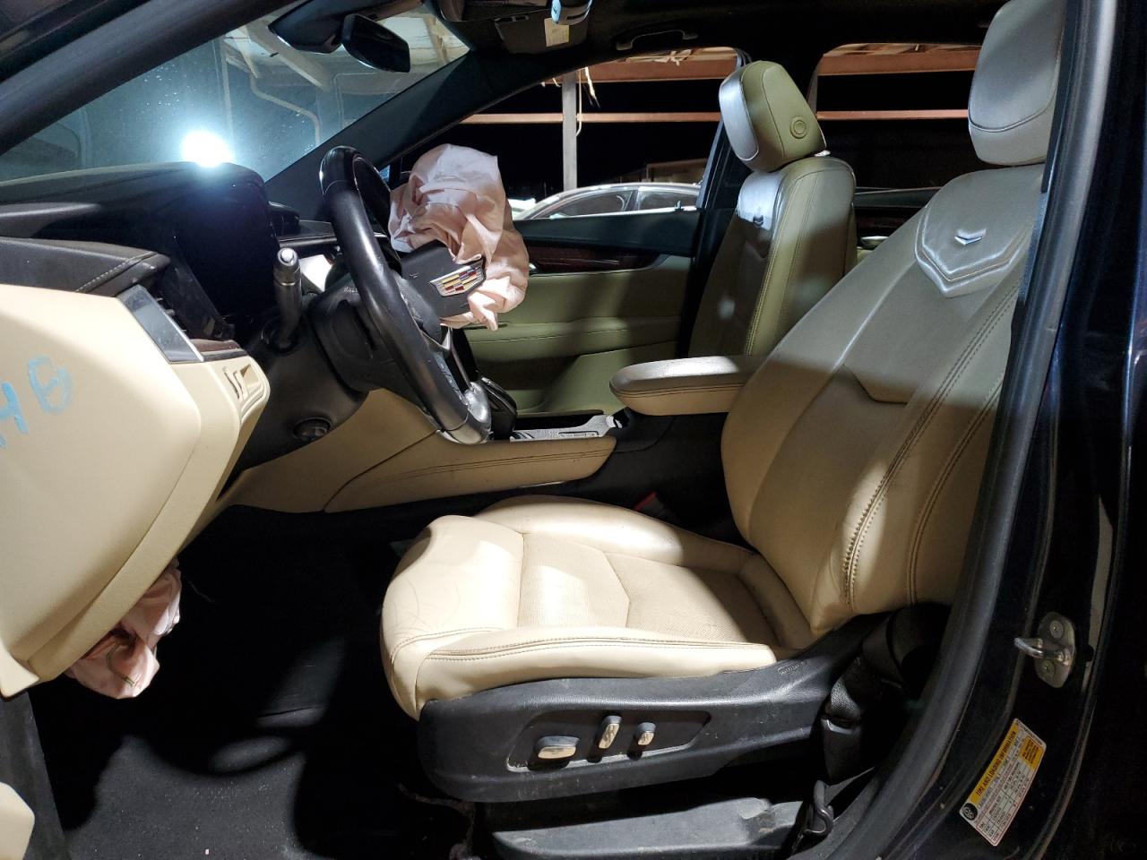 2018 Cadillac Xt5 Premium Luxury VIN: 1GYKNFRS5JZ131059 Lot: 58174285