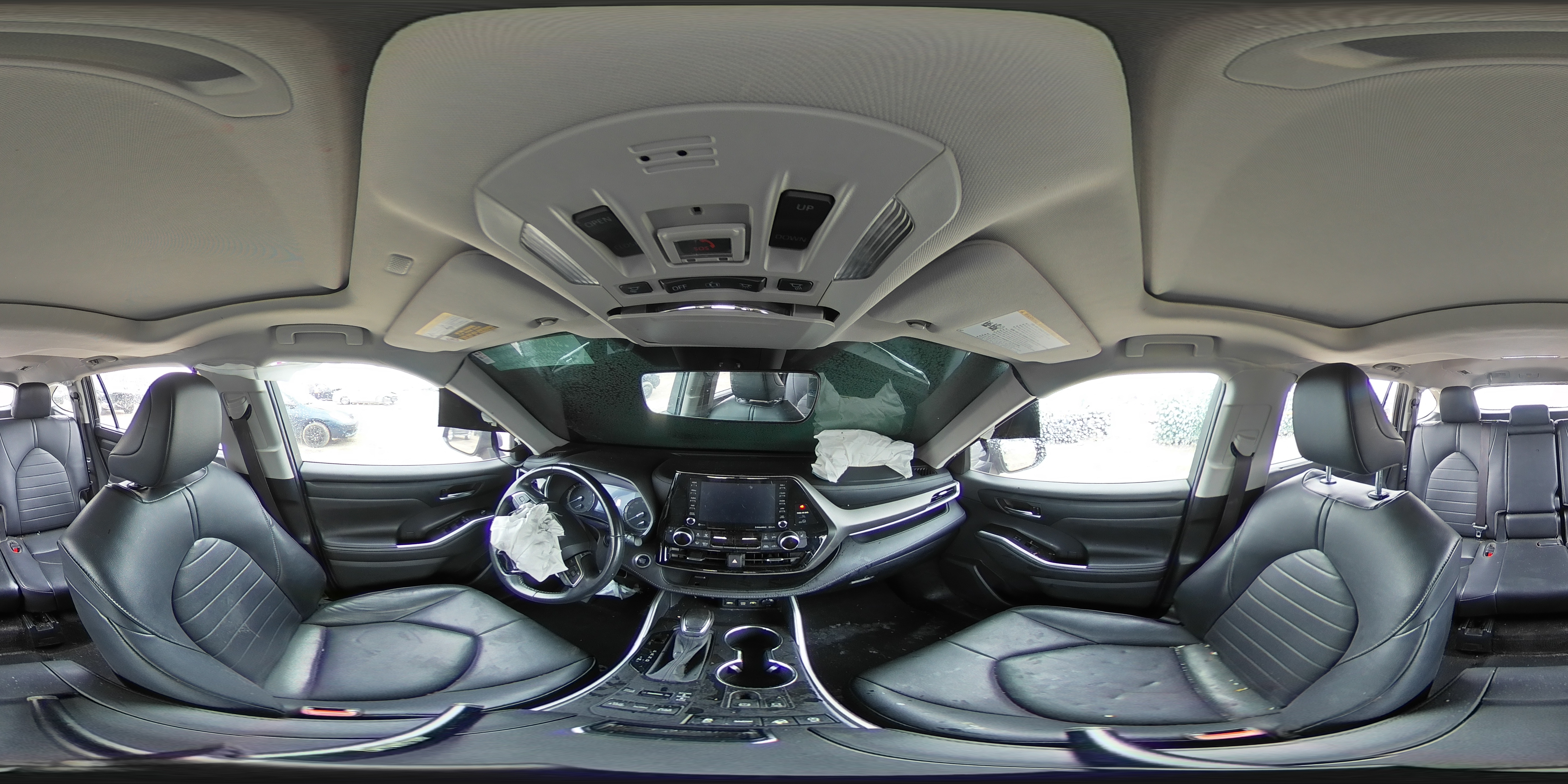 2020 Toyota Highlander - Image 13