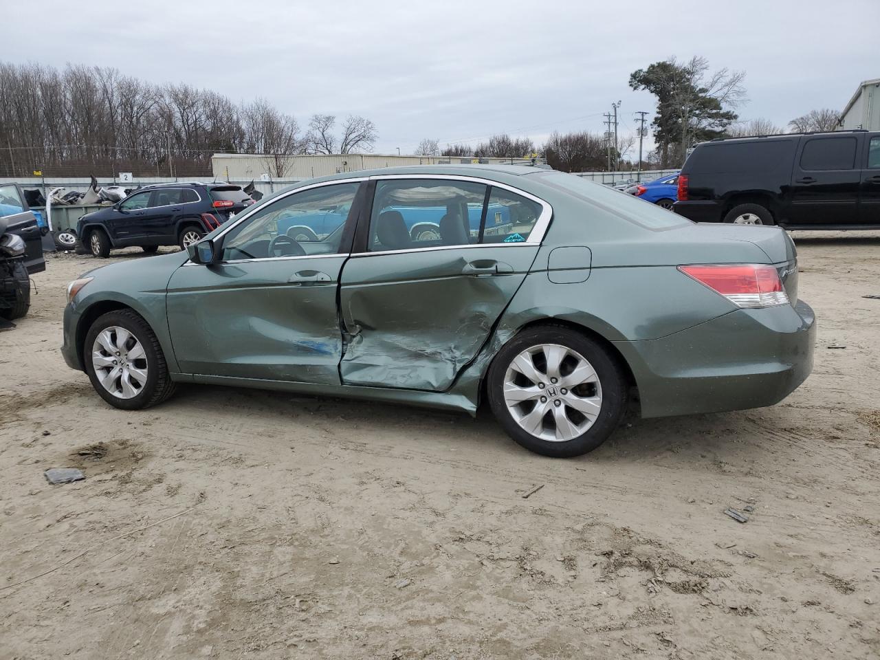2010 Honda Accord - Image 2