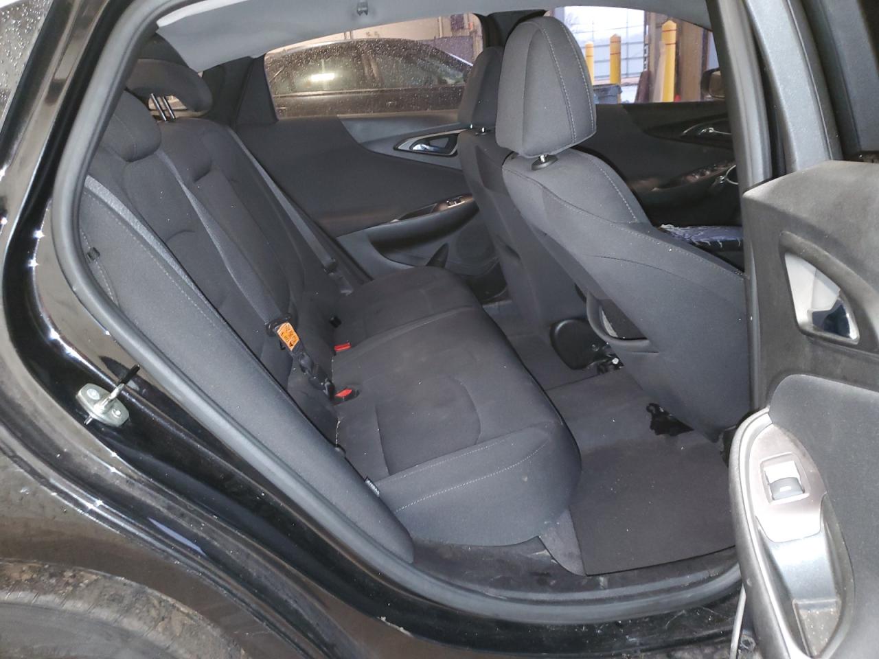 2018 Chevrolet Malibu - Image 10