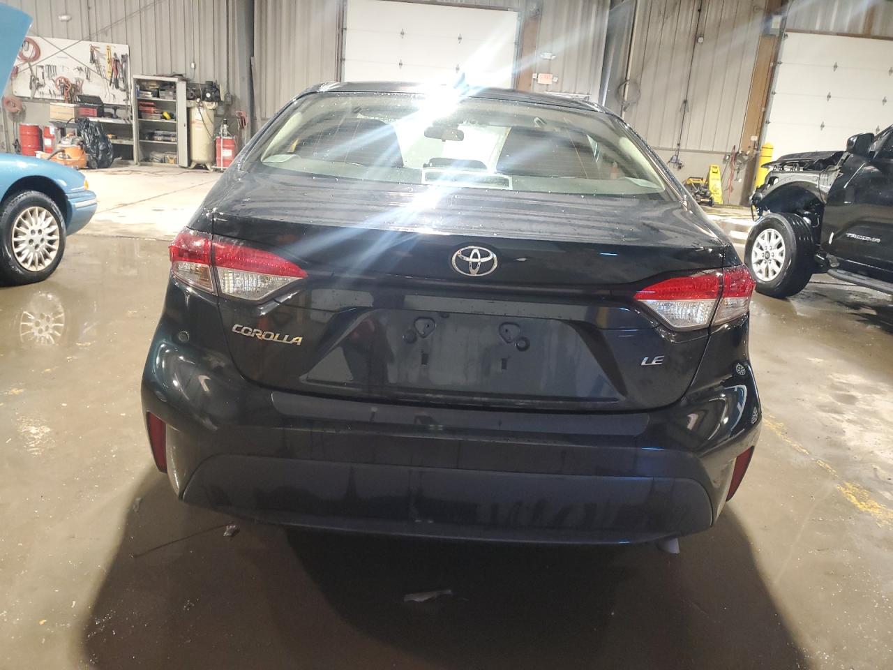 2022 Toyota Corolla - Image 6