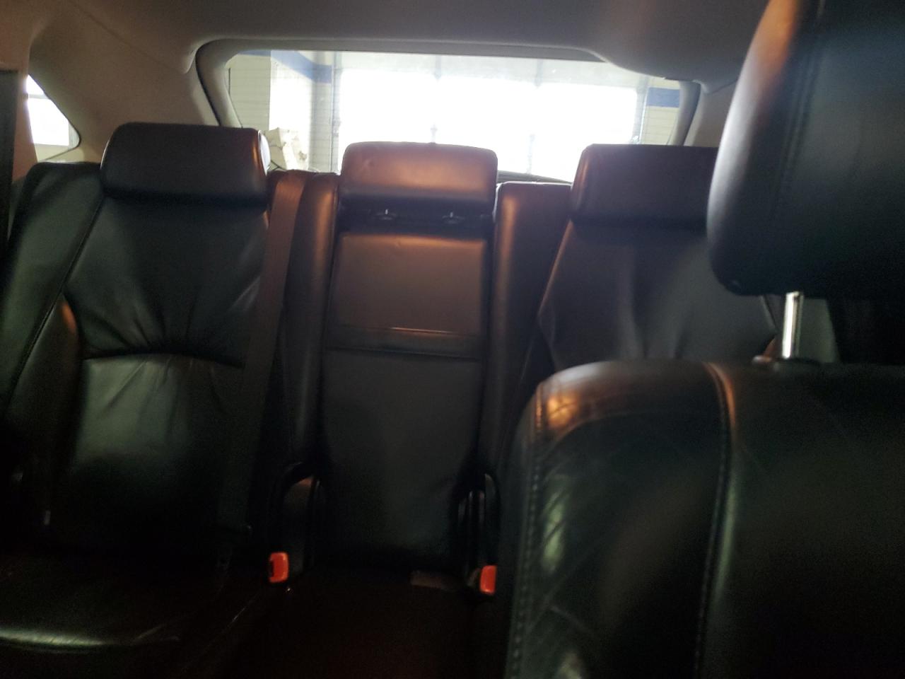 2004 Lexus RX - Image 10