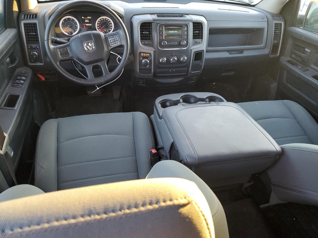 2016 RAM 1500 - Image 8