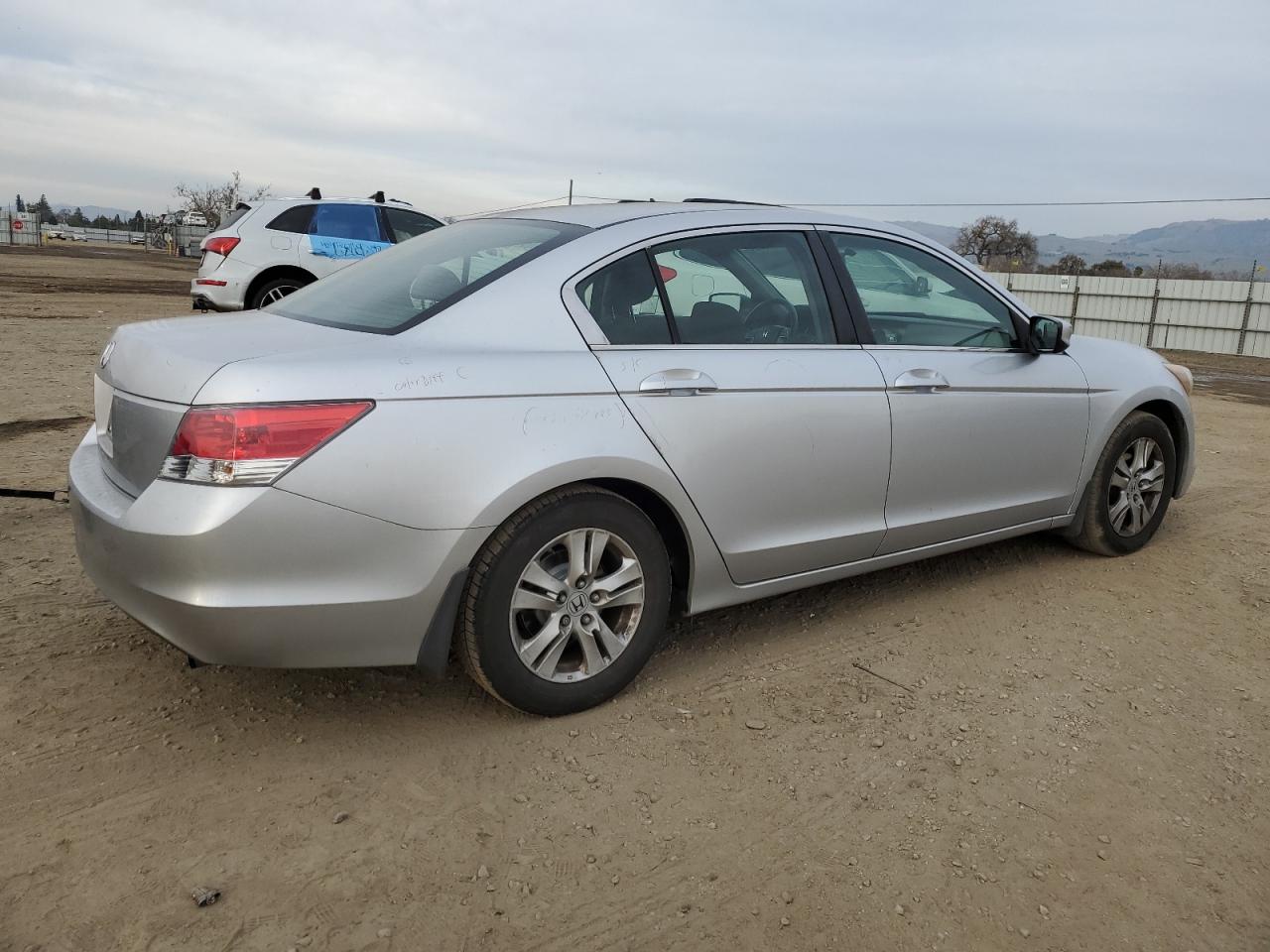 2009 Honda Accord - Image 3