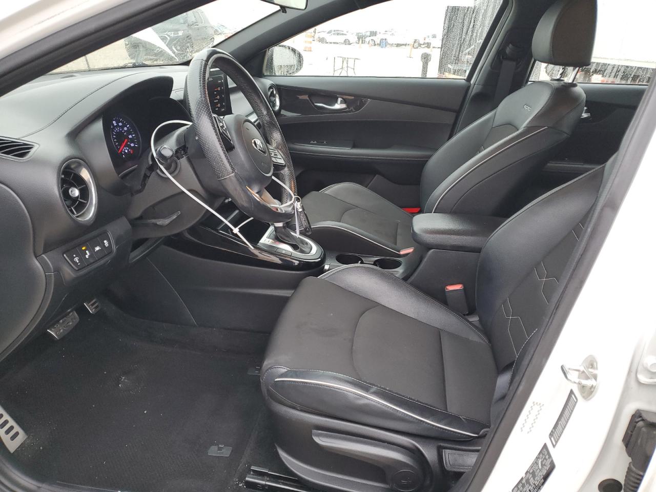 2020 Kia Forte - Image 7