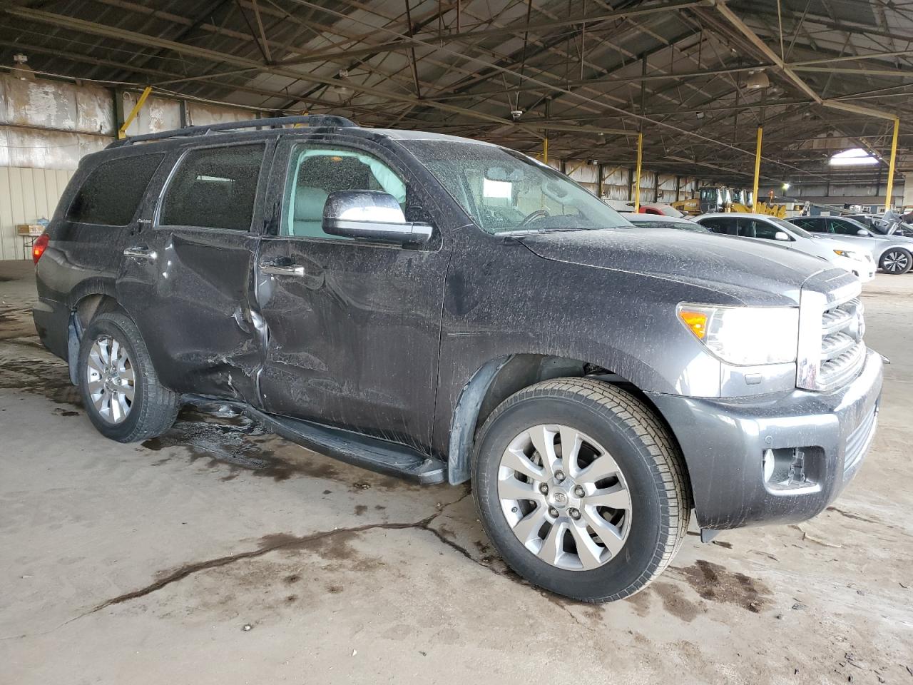 2014 Toyota Sequoia - Image 4