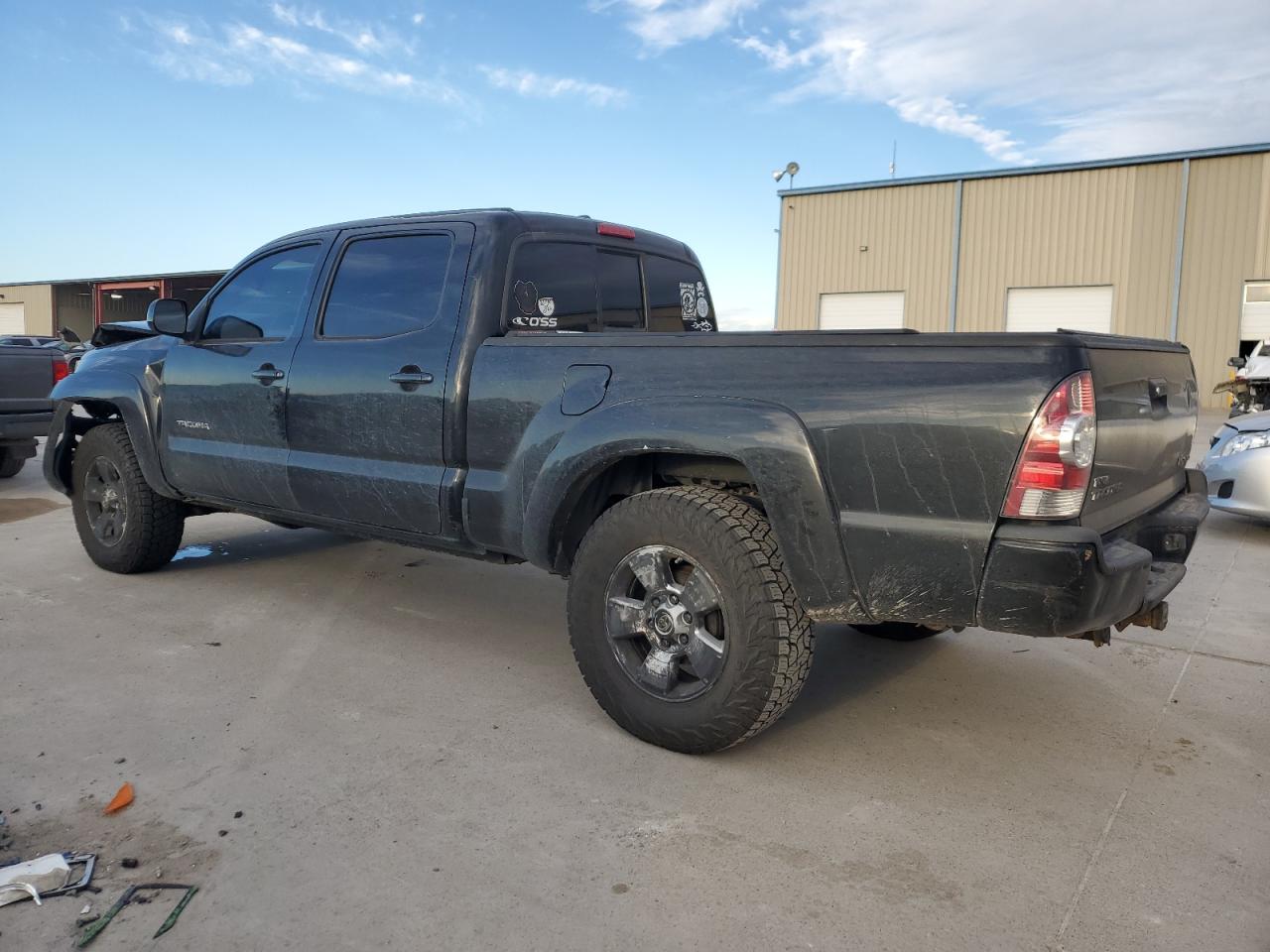 2009 Toyota Tacoma - Image 2
