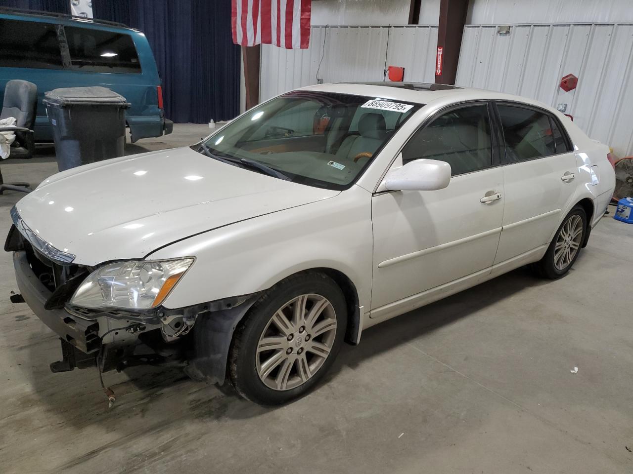 2007 Toyota Avalon - Image 1