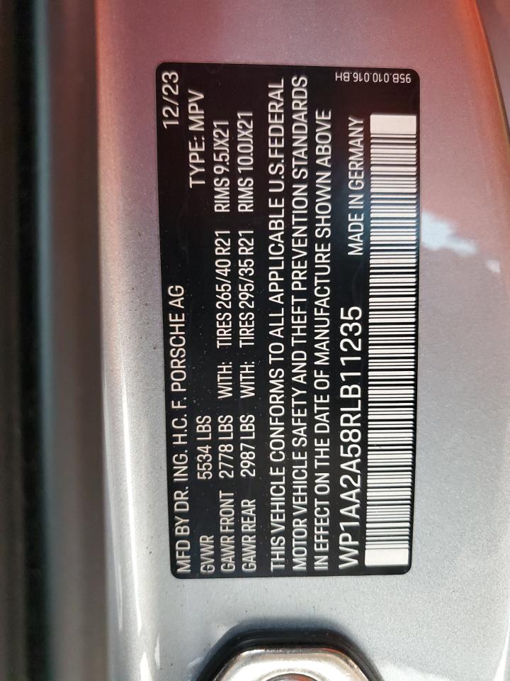 2024 Porsche Macan - Image 13