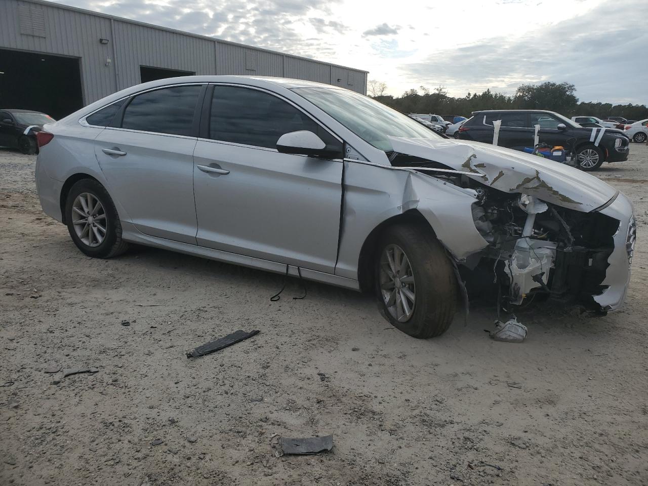 2018 Hyundai Sonata - Image 4