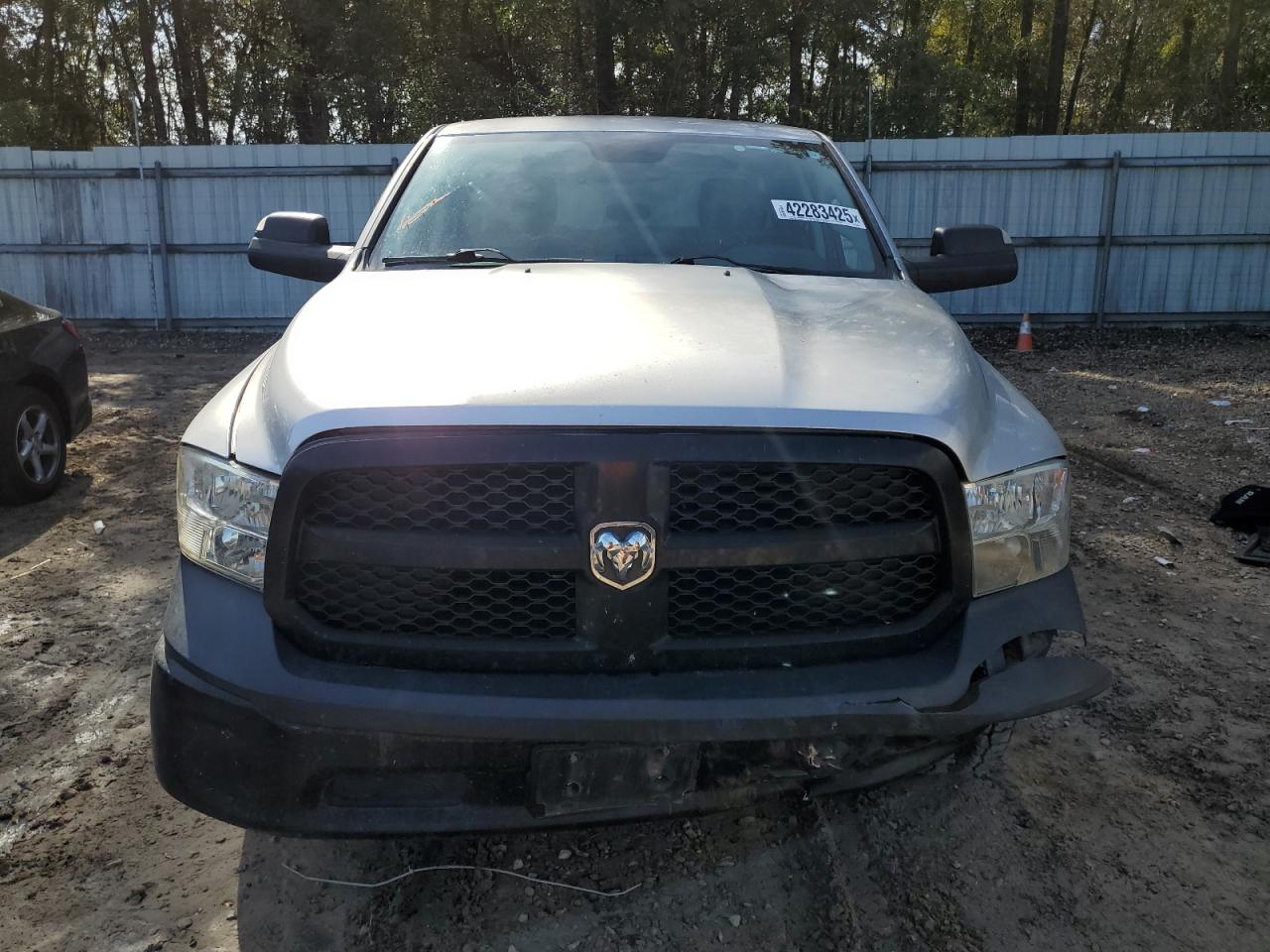 2013 RAM 1500 - Image 5