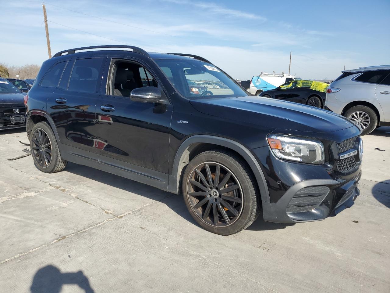 2020 Mercedes-Benz GLB - Image 4