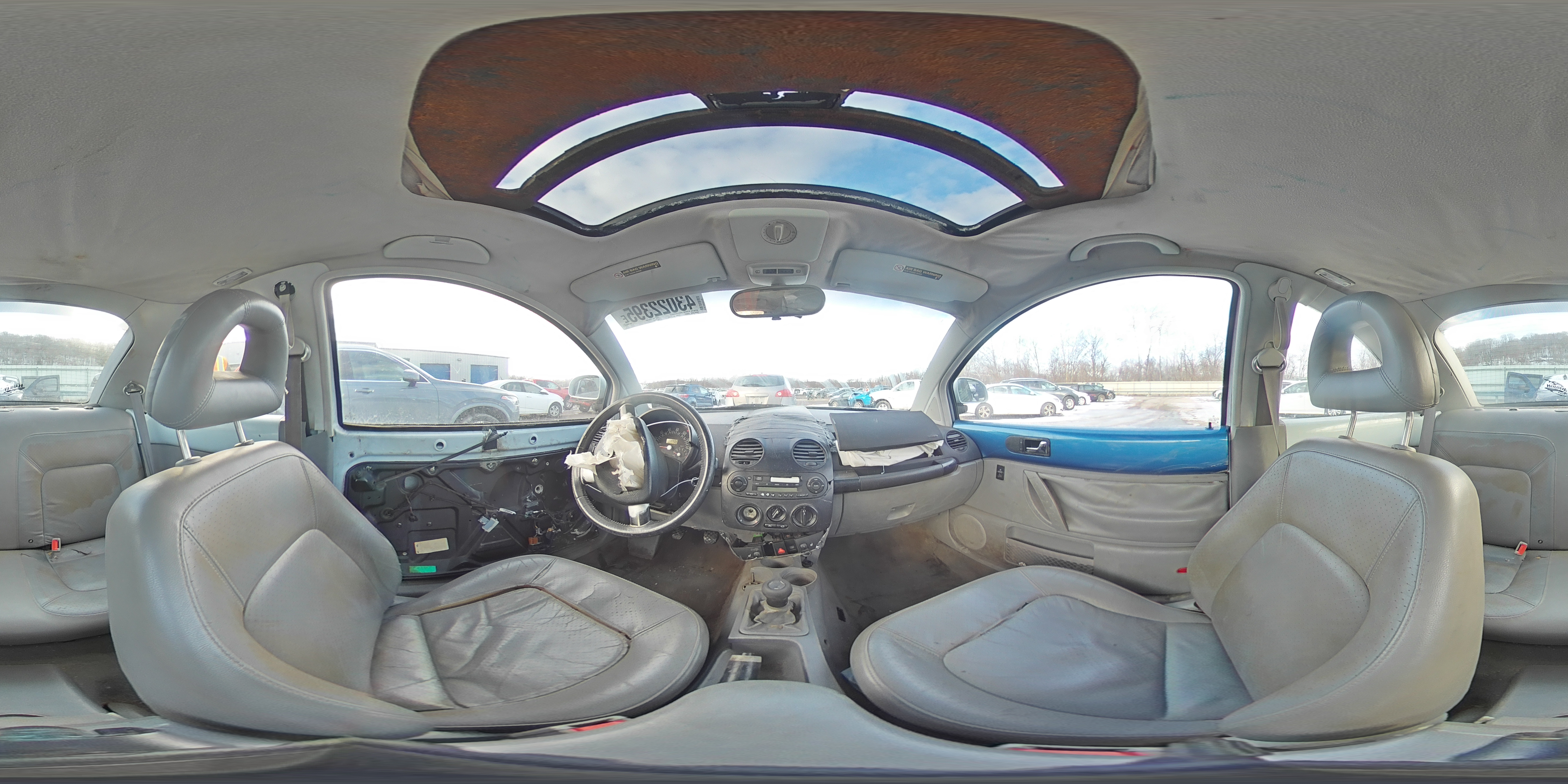 2000 Volkswagen Beetle - Image 15