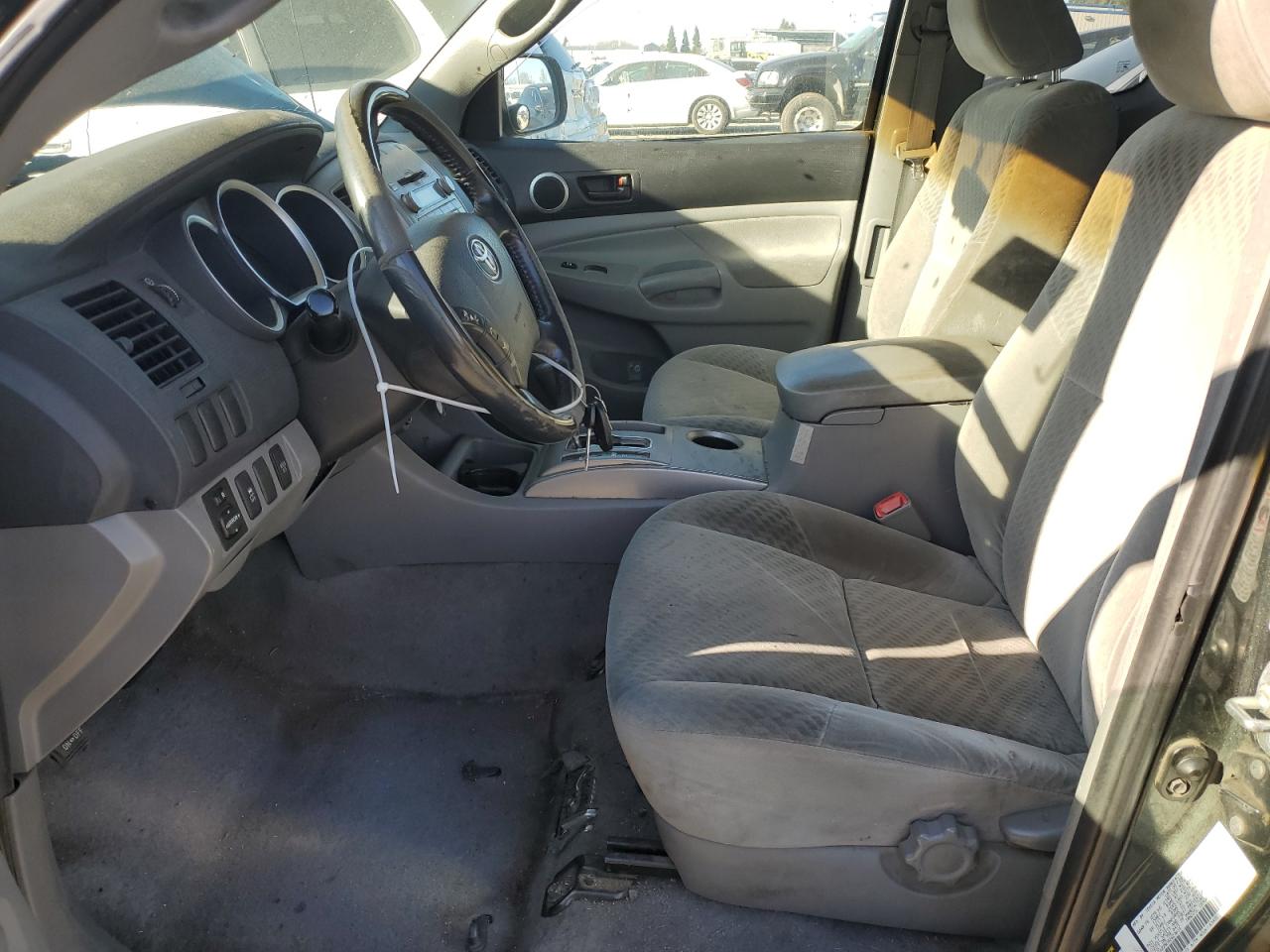 2009 Toyota Tacoma - Image 7