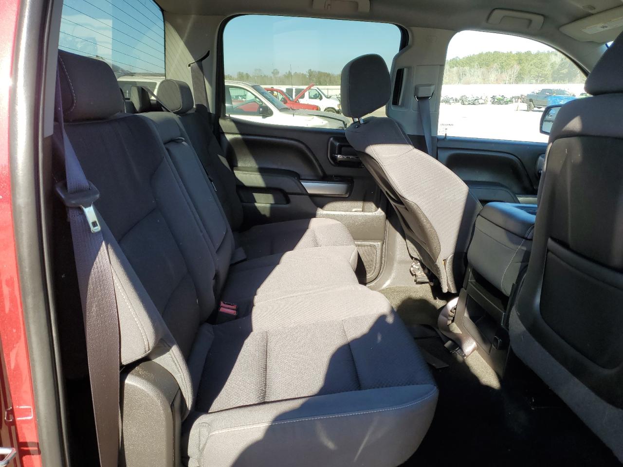 2014 Chevrolet Silverado - Image 10