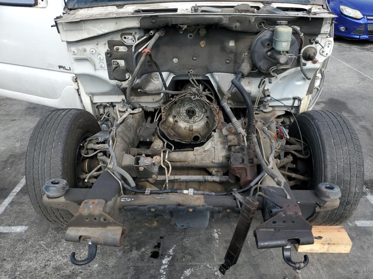 2002 GMC Yukon - Image 12