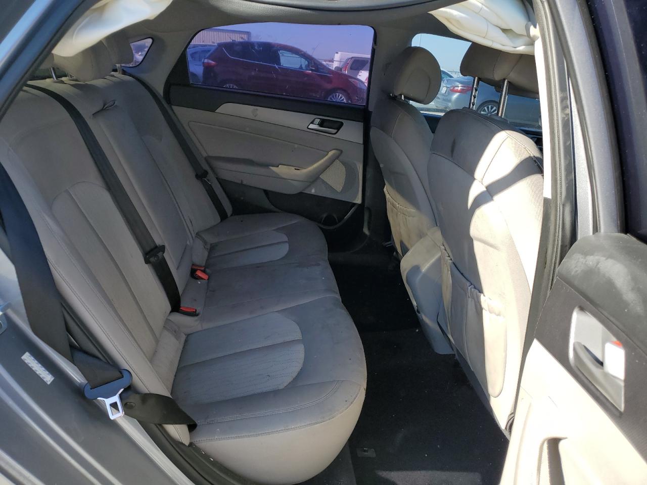 2016 Hyundai Sonata - Image 10