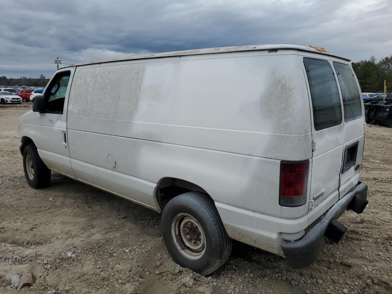 2006 Ford Econoline - Image 2