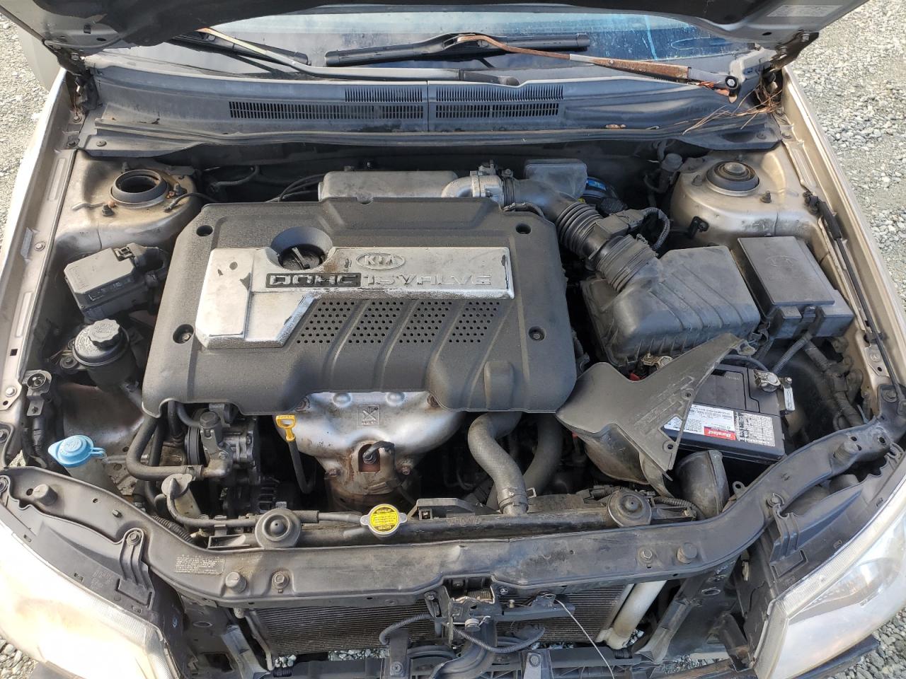 2004 Kia Spectra - Image 13