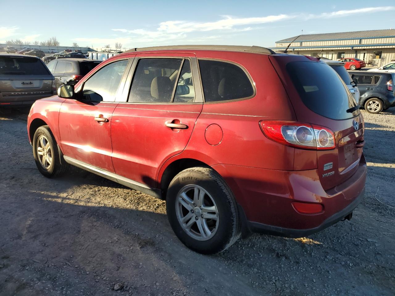 2010 Hyundai Santa Fe - Image 2