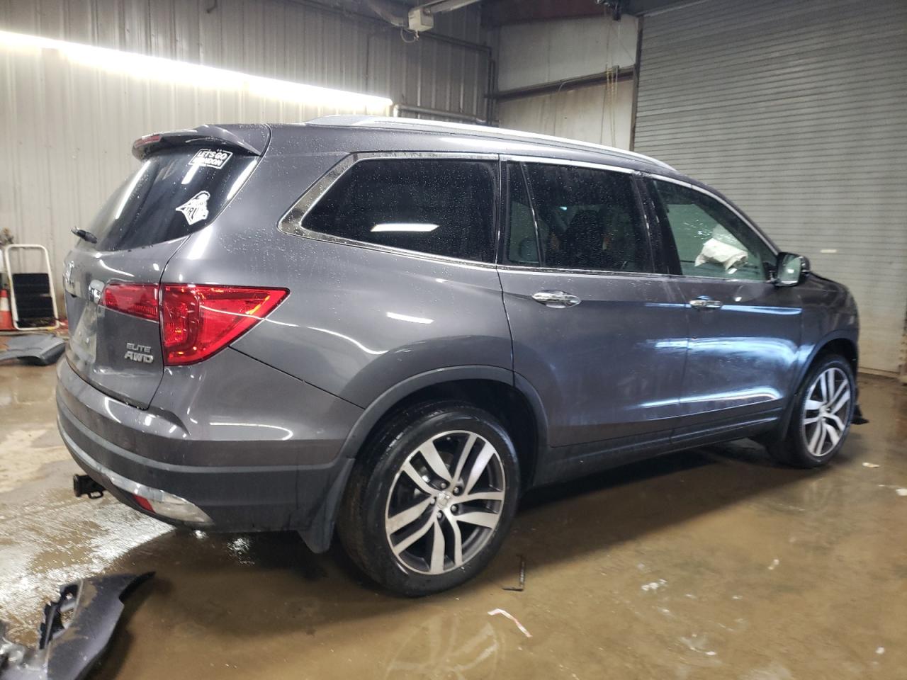 2017 Honda Pilot - Image 3