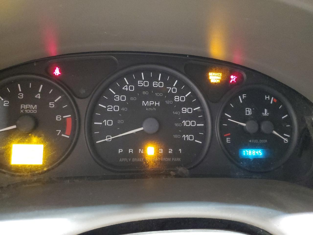 2001 Oldsmobile Silhouette - Image 9