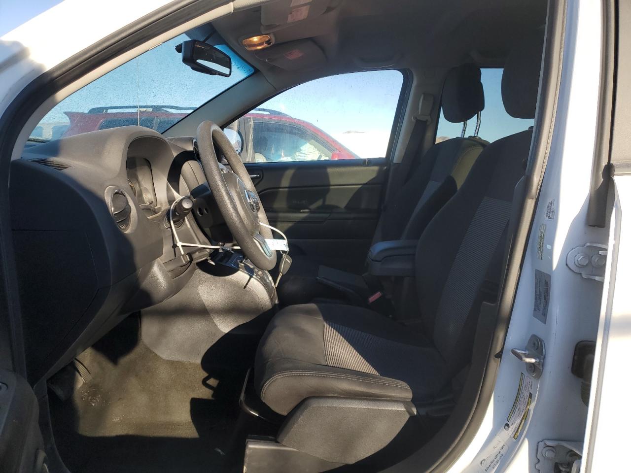 2017 Jeep Compass - Image 7