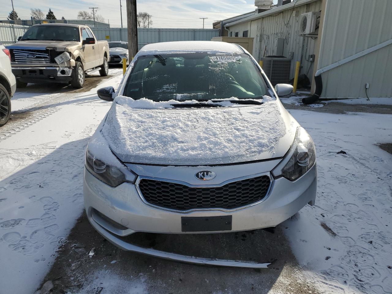 VIN KNAFK4A60G5500068 2016 KIA FORTE no.5