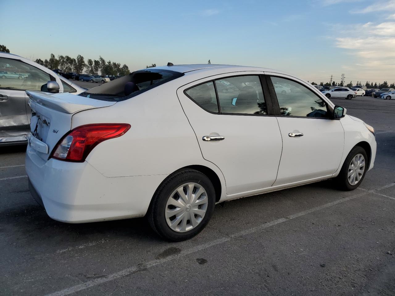 2018 Nissan Versa - Image 3