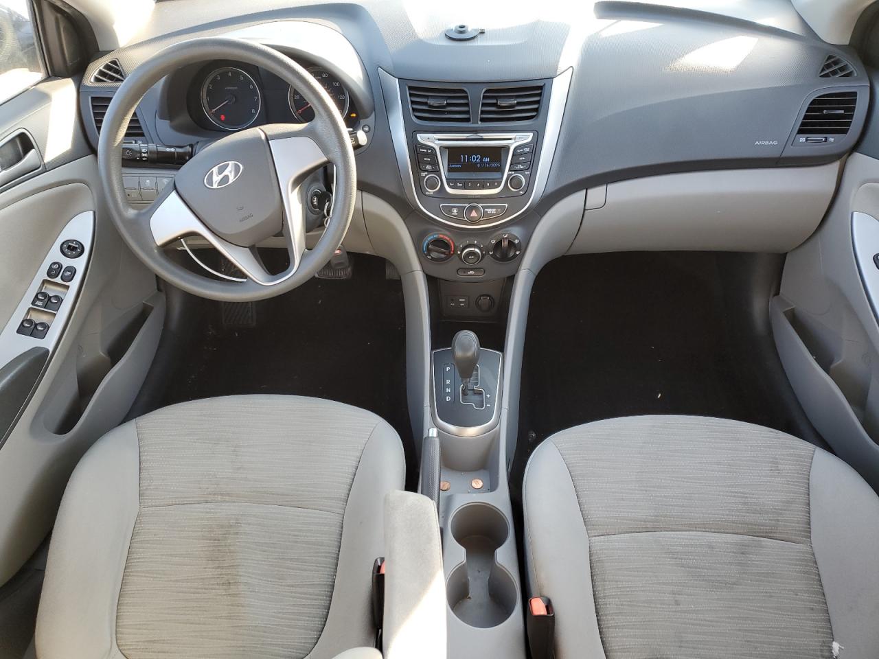 2016 Hyundai Accent - Image 8