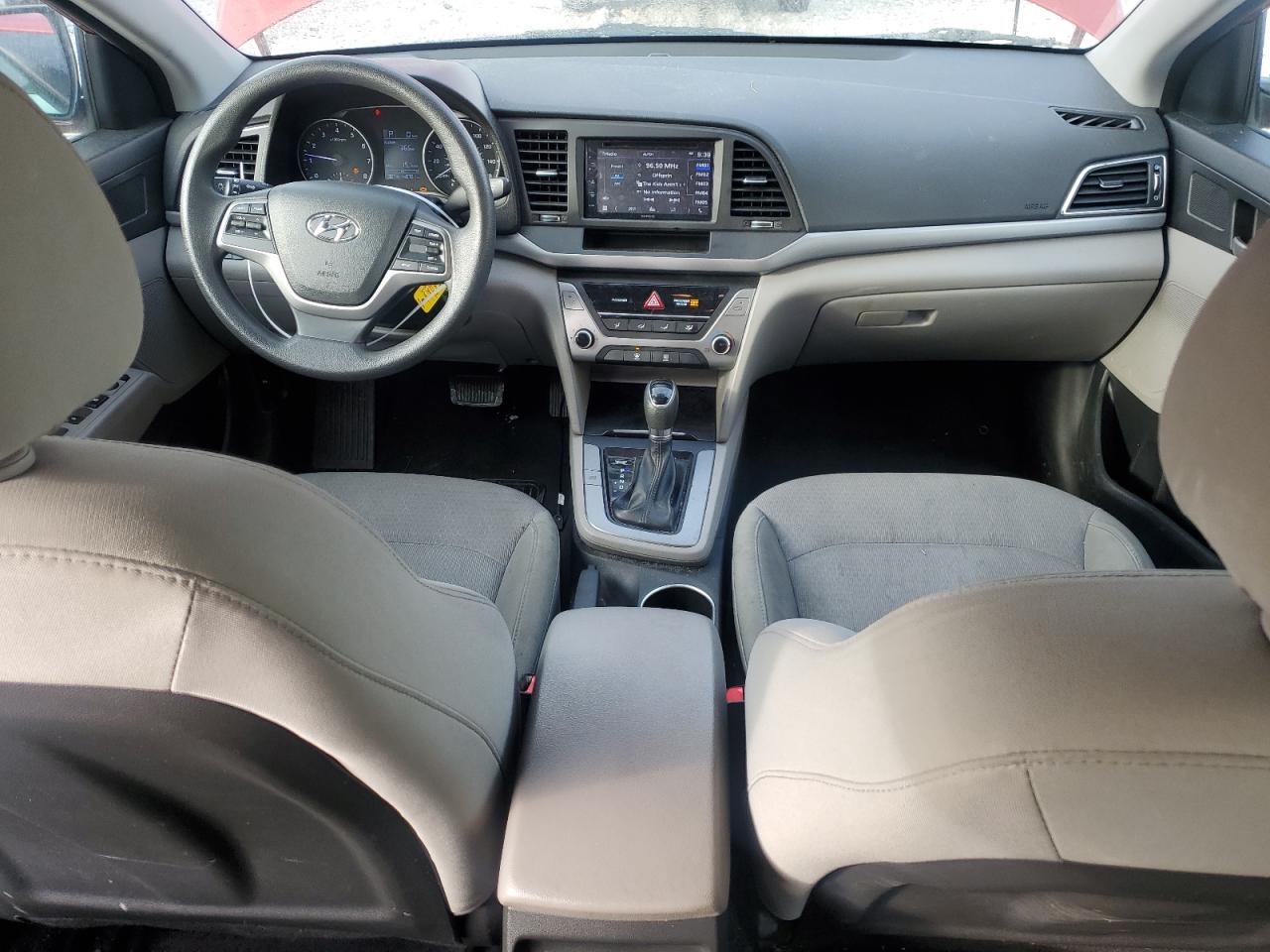 2017 Hyundai Elantra - Image 8
